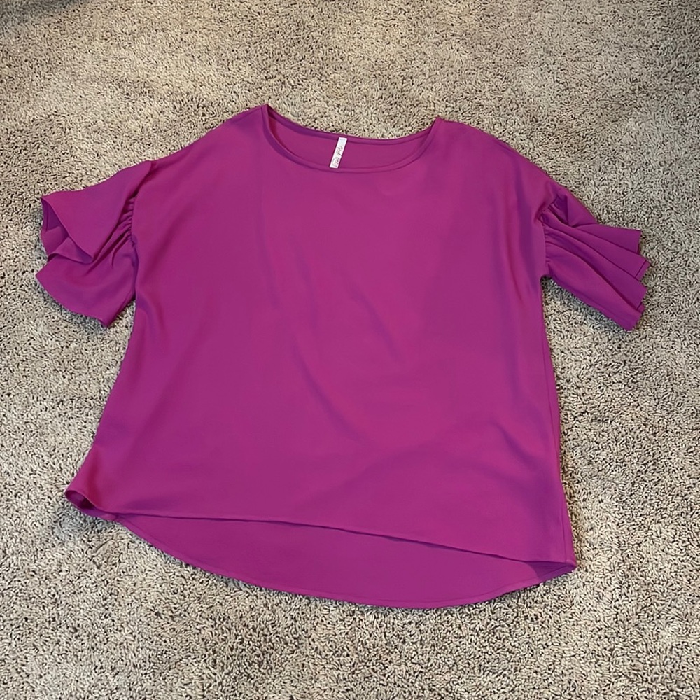 Red Lilly Solid Top - image 1